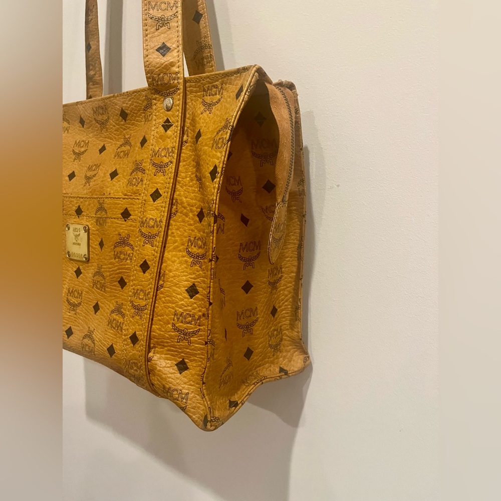 Authentic MCM Visetos Leather Bag - Picture 5 of 10